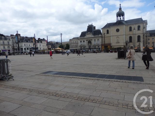 Agrandir la photo Parking à louer - 12 m2 - LE MANS - 72 - PAYS-DE-LOIRE