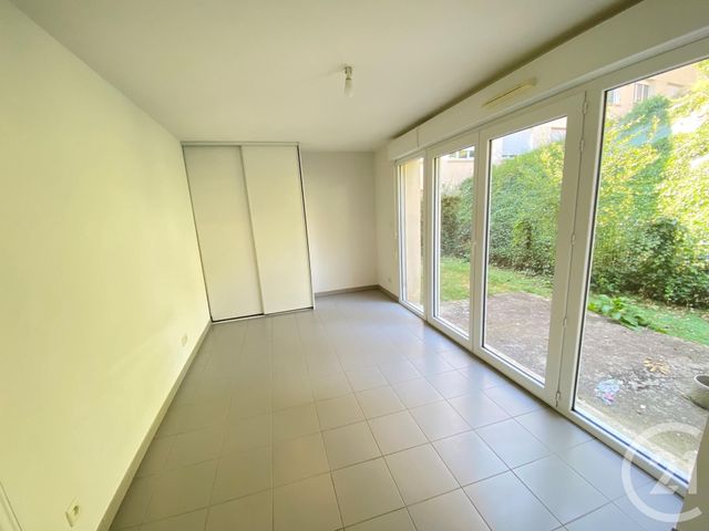 Agrandir la photo Appartement T4 à vendre - 4 pièces - 74,50 m2 - LE MANS - 72 - PAYS-DE-LOIRE