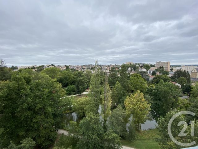 Agrandir la photo Appartement F4 à vendre - 4 pièces - 106,15 m2 - LE MANS - 72 - PAYS-DE-LOIRE
