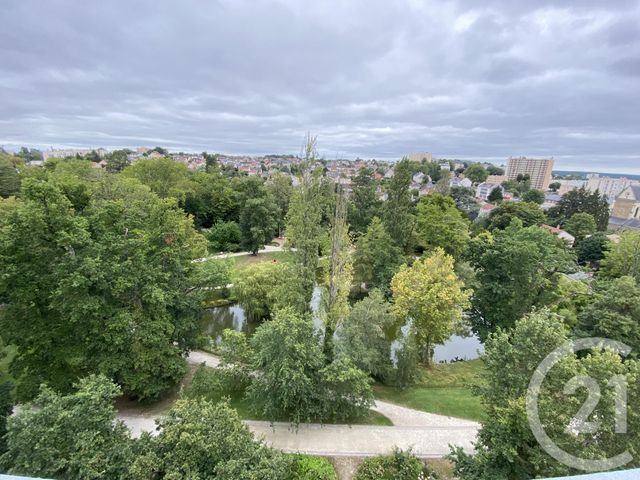 Agrandir la photo Appartement F4 à vendre - 4 pièces - 106,15 m2 - LE MANS - 72 - PAYS-DE-LOIRE