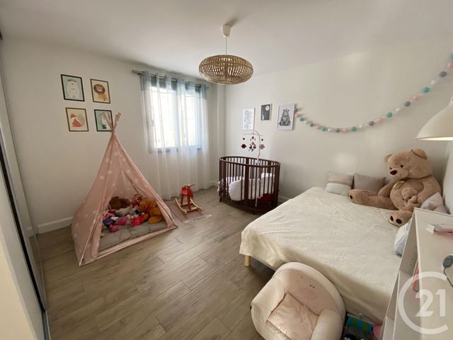 Agrandir la photo Maison à vendre - 5 pièces - 217,16 m2 - CHANGE - 72 - PAYS-DE-LOIRE