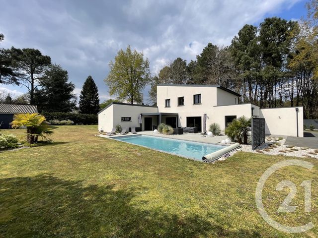 Agrandir la photo Maison à vendre - 5 pièces - 217,16 m2 - CHANGE - 72 - PAYS-DE-LOIRE