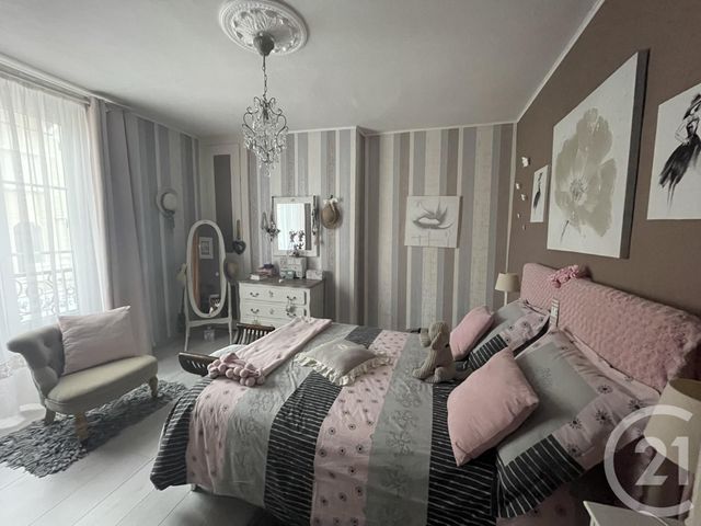 Agrandir la photo Maison à vendre - 6 pièces - 148,67 m2 - LE MANS - 72 - PAYS-DE-LOIRE