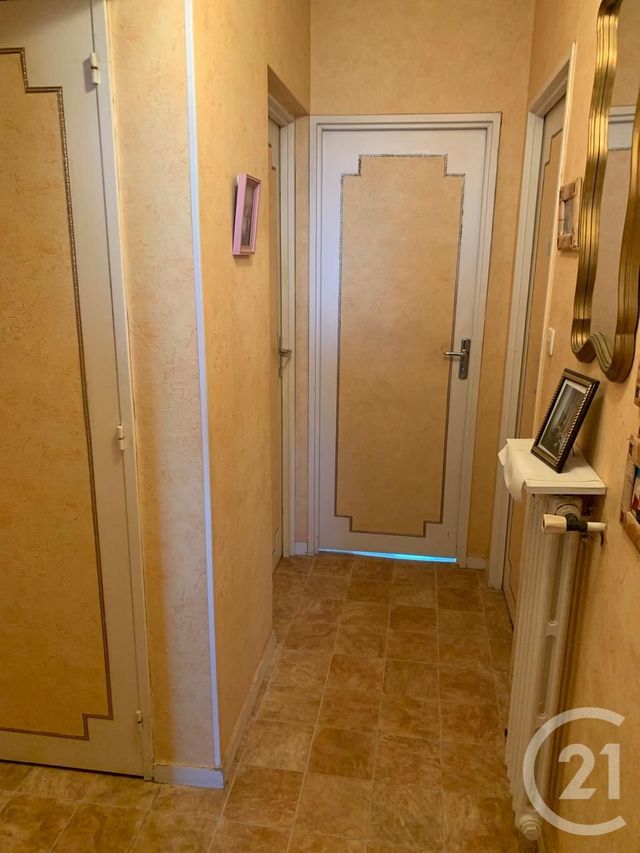 Agrandir la photo Appartement F3 à vendre - 3 pièces - 70,12 m2 - ALLONNES - 72 - PAYS-DE-LOIRE
