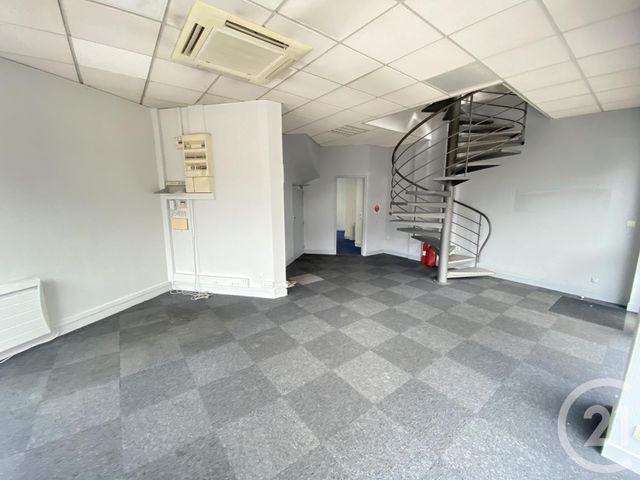 Agrandir la photo Immeuble à vendre - 250 m2 - LE MANS - 72 - PAYS-DE-LOIRE