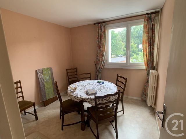 Agrandir la photo Appartement F4 à vendre - 4 pièces - 78,52 m2 - ALLONNES - 72 - PAYS-DE-LOIRE