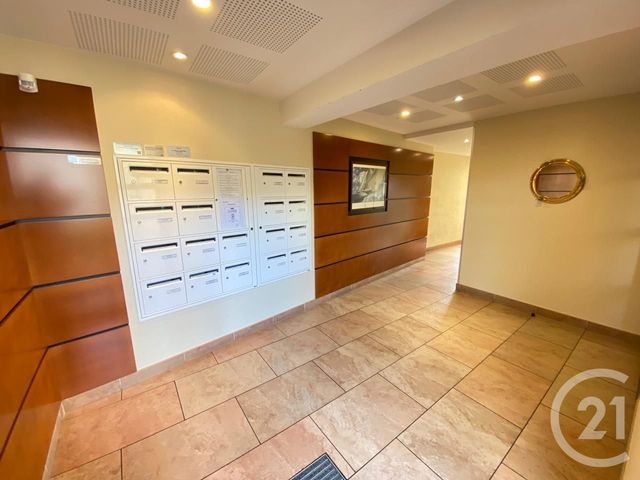 Agrandir la photo Appartement F4 à vendre - 5 pièces - 101,27 m2 - LE MANS - 72 - PAYS-DE-LOIRE