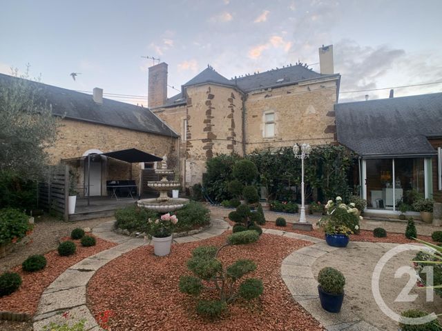 Agrandir la photo Immeuble à vendre - 523 m2 - LA SUZE SUR SARTHE - 72 - PAYS-DE-LOIRE