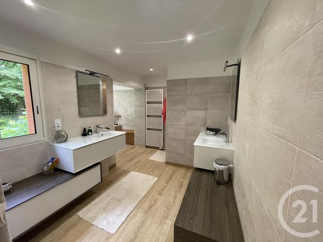 Agrandir la photo Maison à vendre - 10 pièces - 245,60 m2 - Allonnes - 72 - PAYS-DE-LOIRE
