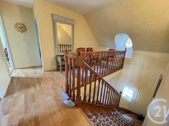 Agrandir la photo Maison à vendre - 5 pièces - 162,82 m2 - YVRE L EVEQUE - 72 - PAYS-DE-LOIRE