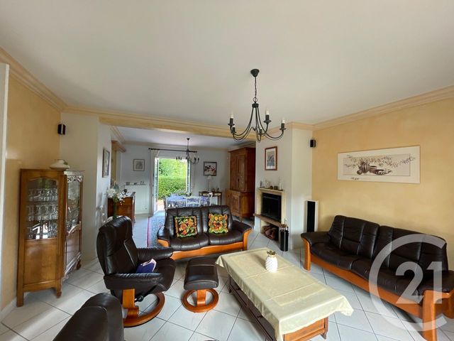 Agrandir la photo Maison à vendre - 5 pièces - 162,82 m2 - YVRE L EVEQUE - 72 - PAYS-DE-LOIRE