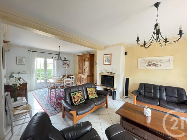 Agrandir la photo Maison à vendre - 5 pièces - 162,82 m2 - YVRE L EVEQUE - 72 - PAYS-DE-LOIRE