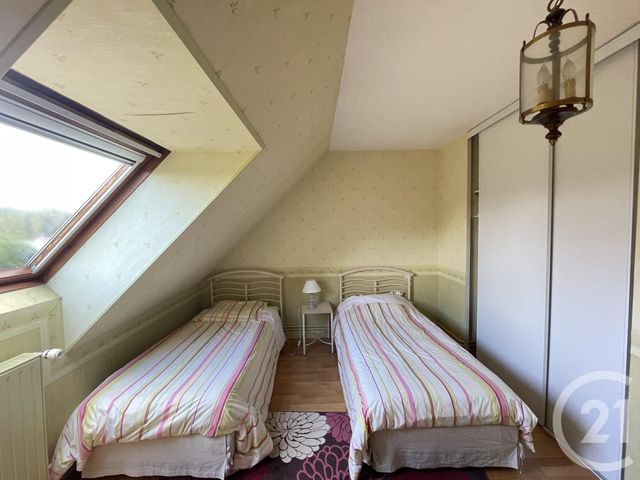 Agrandir la photo Maison à vendre - 5 pièces - 162,82 m2 - YVRE L EVEQUE - 72 - PAYS-DE-LOIRE