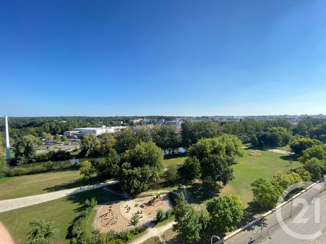 Agrandir la photo Appartement F4 à vendre - 4 pièces - 82,39 m2 - LE MANS - 72 - PAYS-DE-LOIRE