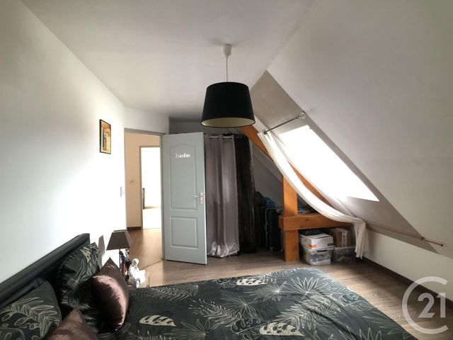 Agrandir la photo Maison à vendre - 6 pièces - 137,83 m2 - LA CHAPELLE ST AUBIN - 72 - PAYS-DE-LOIRE