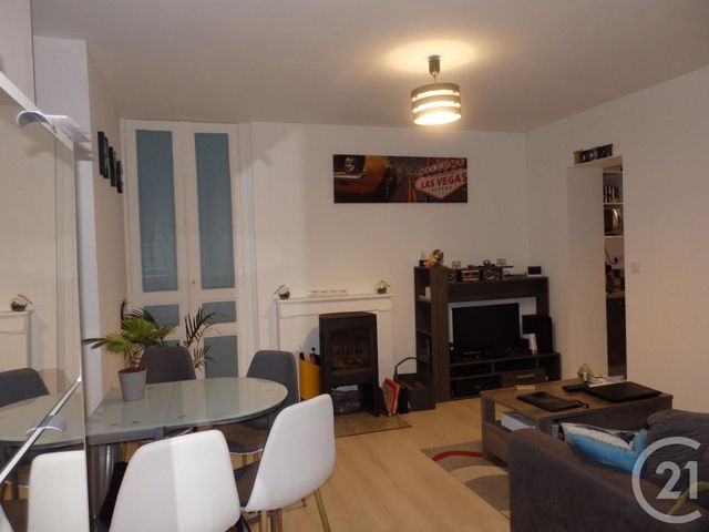 Agrandir la photo Maison à louer - 3 pièces - 49,41 m2 - LE MANS - 72 - PAYS-DE-LOIRE