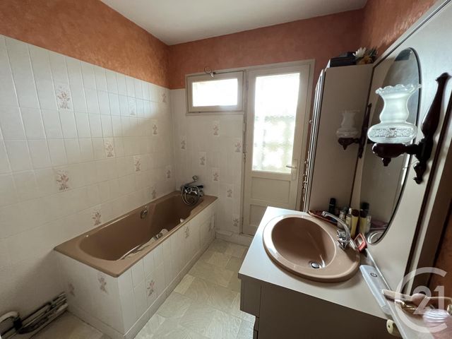 Appartement T3 à vendre - 3 pièces - 68,34 m2 - Le Mans - 72 - PAYS-DE-LOIRE