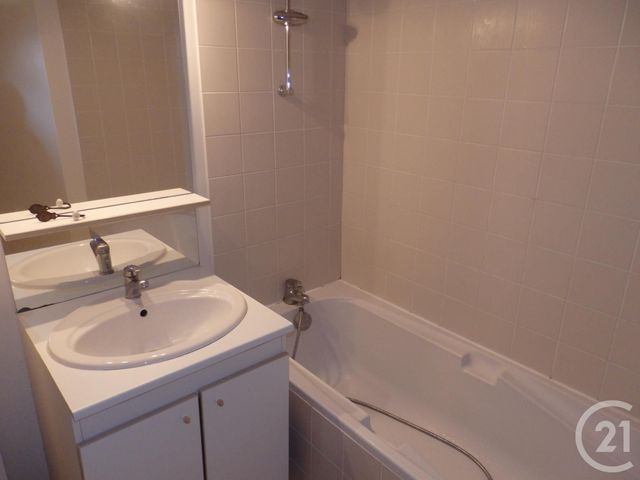 Agrandir la photo Appartement F3 à louer - 3 pièces - 65 m2 - LE MANS - 72 - PAYS-DE-LOIRE