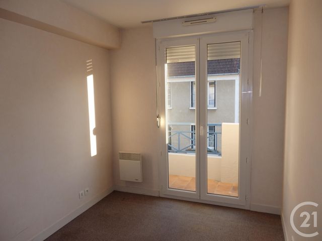 Agrandir la photo Appartement F3 à louer - 3 pièces - 65 m2 - LE MANS - 72 - PAYS-DE-LOIRE