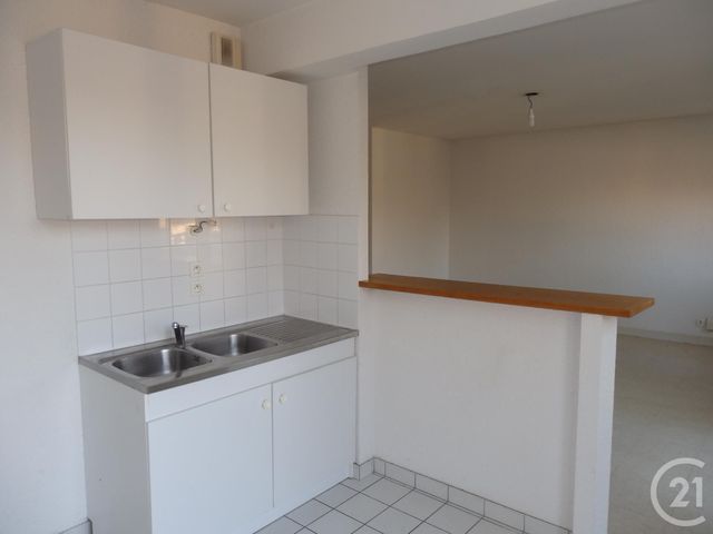Agrandir la photo Appartement F3 à louer - 3 pièces - 65 m2 - LE MANS - 72 - PAYS-DE-LOIRE