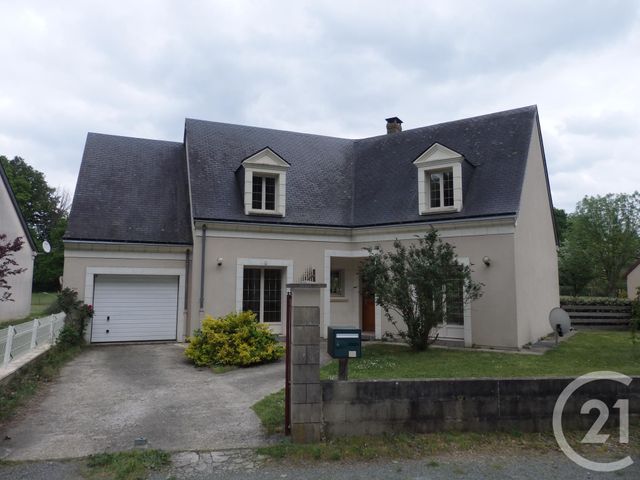 Agrandir la photo Maison à louer - 7 pièces - 101,71 m2 - ST MARS D OUTILLE - 72 - PAYS-DE-LOIRE
