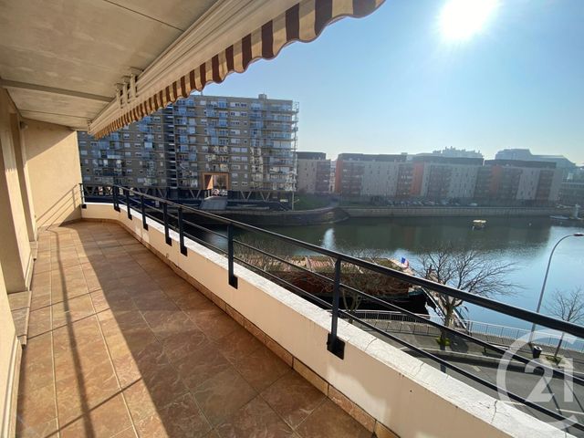 Agrandir la photo Appartement T5 à louer - 6 pièces - 156,02 m2 - LE MANS - 72 - PAYS-DE-LOIRE