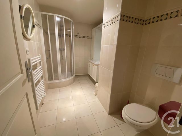 Agrandir la photo Appartement T5 à louer - 6 pièces - 156,02 m2 - LE MANS - 72 - PAYS-DE-LOIRE