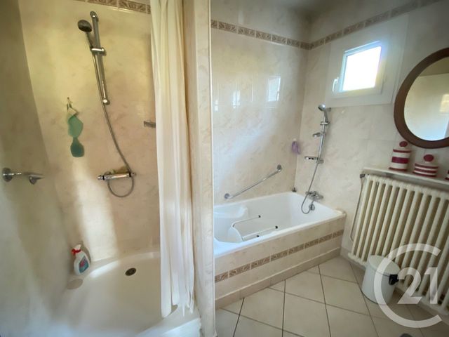 Agrandir la photo Maison à vendre - 7 pièces - 162 m2 - ST SATURNIN - 72 - PAYS-DE-LOIRE