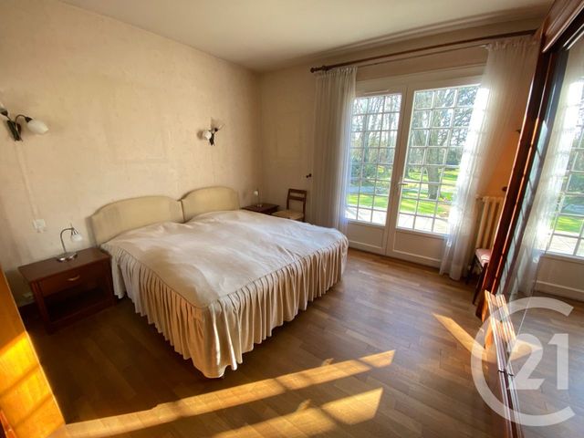 Agrandir la photo Maison à vendre - 7 pièces - 162 m2 - ST SATURNIN - 72 - PAYS-DE-LOIRE