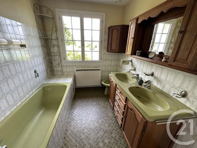 Maison à vendre - 6 pièces - 142,62 m2 - Fille - 72 - PAYS-DE-LOIRE
