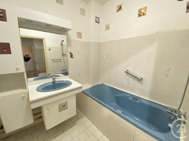 Agrandir la photo Appartement T4 à vendre - 4 pièces - 93 m2 - Le Mans - 72 - PAYS-DE-LOIRE