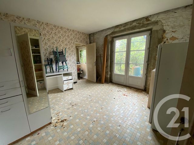 Agrandir la photo Maison à vendre - 5 pièces - 185 m2 - Yvre L Eveque - 72 - PAYS-DE-LOIRE