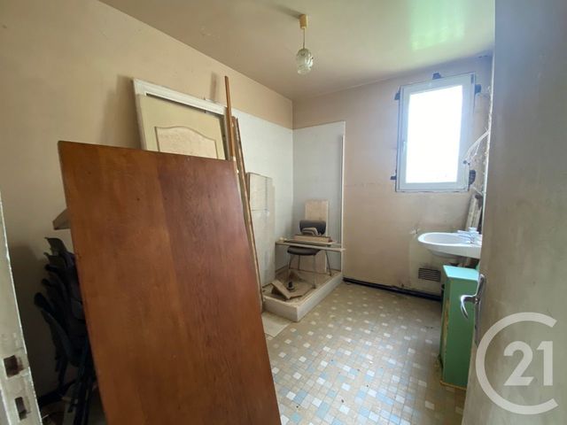 Agrandir la photo Maison à vendre - 5 pièces - 185 m2 - Yvre L Eveque - 72 - PAYS-DE-LOIRE