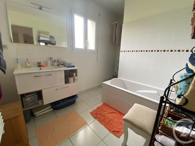 Agrandir la photo Maison à louer - 4 pièces - 94,40 m2 - Ruaudin - 72 - PAYS-DE-LOIRE