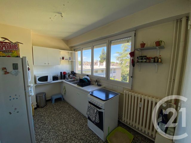 Agrandir la photo Appartement F3 à vendre - 4 pièces - 72,37 m2 - Le Mans - 72 - PAYS-DE-LOIRE