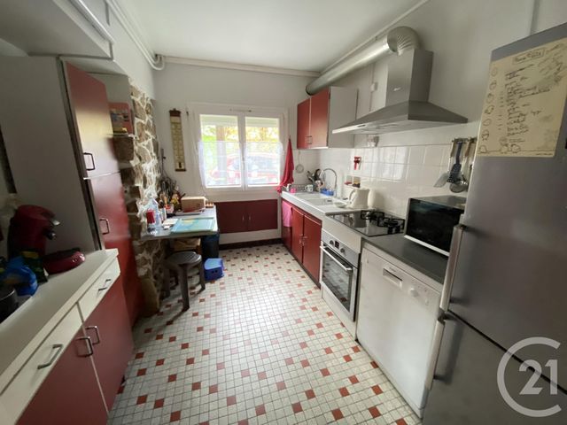 Agrandir la photo Maison à vendre - 11 pièces - 287 m2 - La Chapelle St Aubin - 72 - PAYS-DE-LOIRE