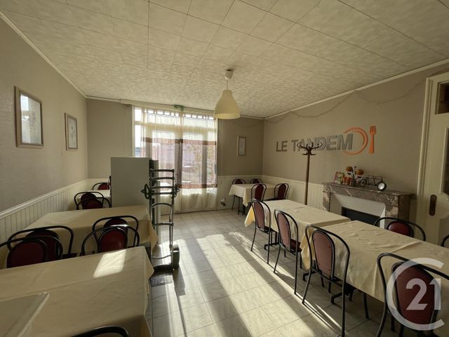 Agrandir la photo Maison à vendre - 18 pièces - 419,98 m2 - Arnage - 72 - PAYS-DE-LOIRE