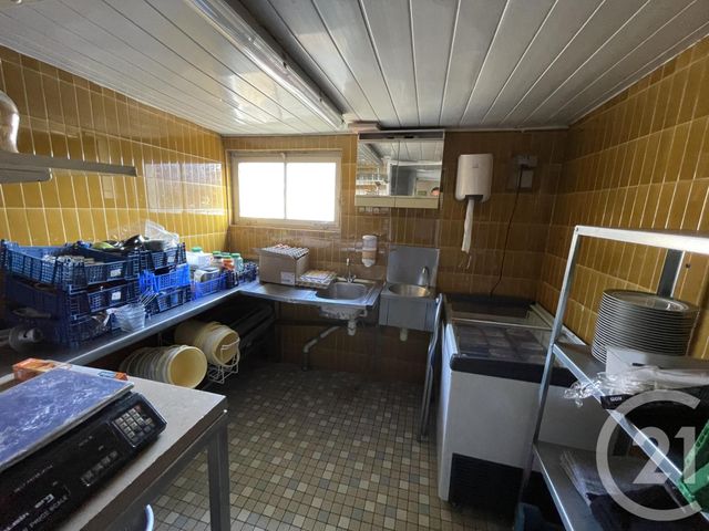 Agrandir la photo Maison à vendre - 18 pièces - 419,98 m2 - Arnage - 72 - PAYS-DE-LOIRE