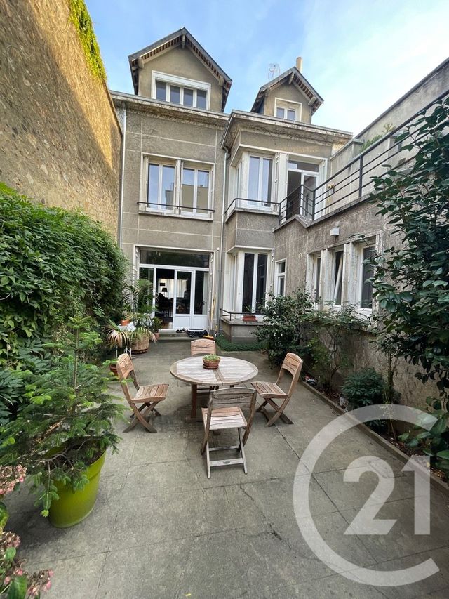 Maison à vendre - 9 pièces - 260,33 m2 - Le Mans - 72 - PAYS-DE-LOIRE