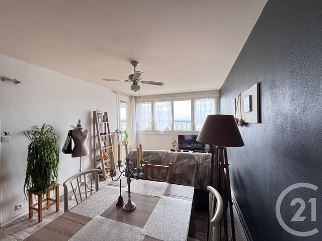 Appartement F3 à vendre - 3 pièces - 69,56 m2 - Allonnes - 72 - PAYS-DE-LOIRE