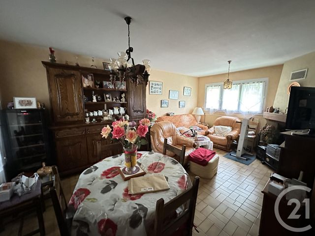 Agrandir la photo Maison à vendre - 4 pièces - 112 m2 - Allonnes - 72 - PAYS-DE-LOIRE