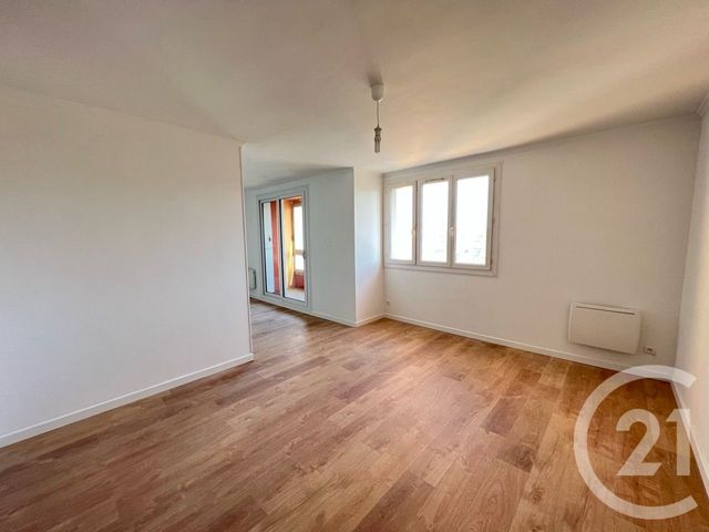 Agrandir la photo Appartement T4 à vendre - 4 pièces - 83,91 m2 - Le Mans - 72 - PAYS-DE-LOIRE