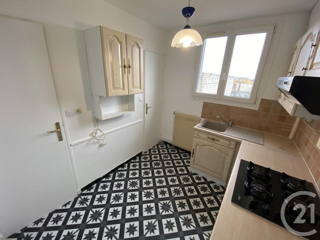 Agrandir la photo Appartement F4 à louer - 4 pièces - 61,10 m2 - Le Mans - 72 - PAYS-DE-LOIRE