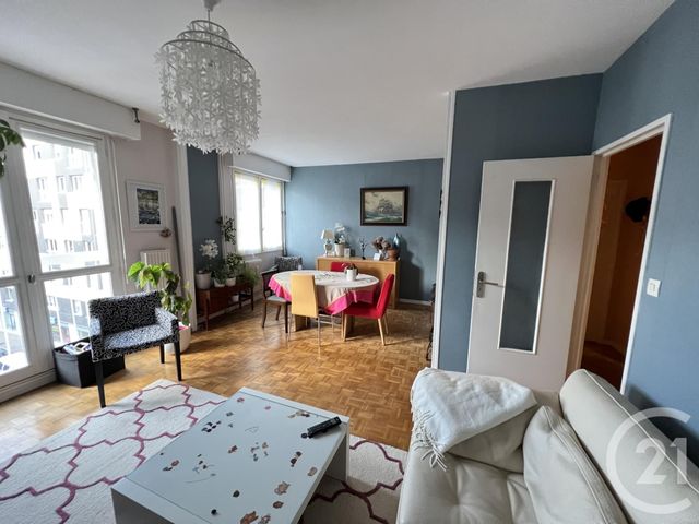 Agrandir la photo Appartement T3 à vendre - 3 pièces - 76,17 m2 - Le Mans - 72 - PAYS-DE-LOIRE