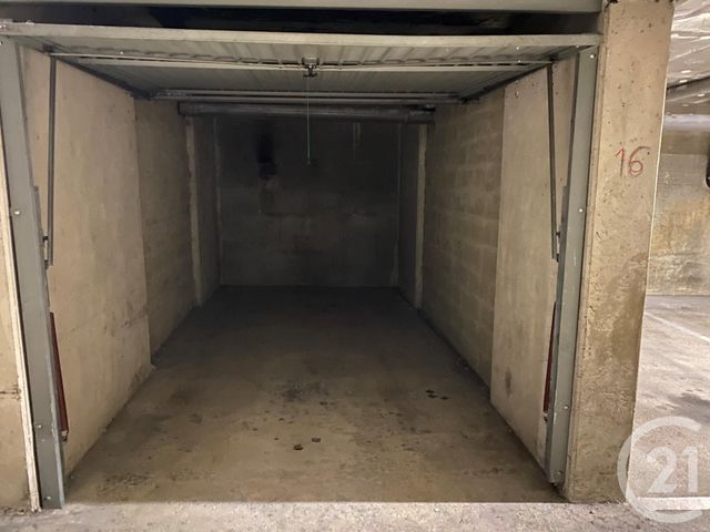 Agrandir la photo Parking à louer - 9 m2 - Le Mans - 72 - PAYS-DE-LOIRE