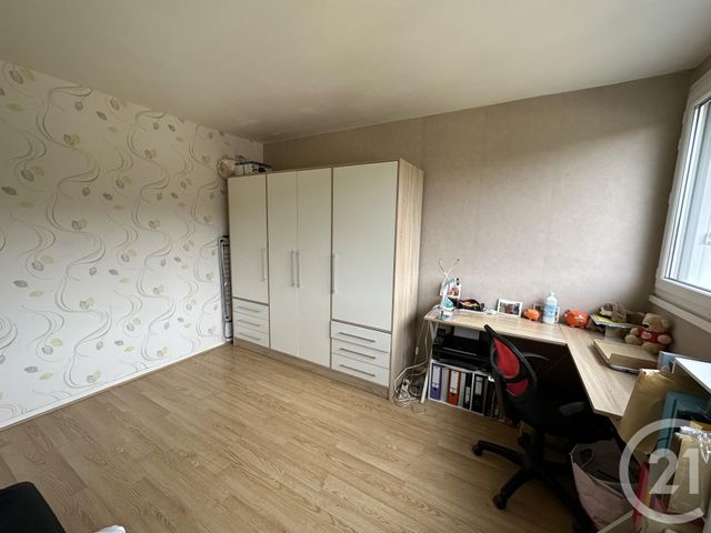 Appartement F3 à vendre - 3 pièces - 68,47 m2 - Allonnes - 72 - PAYS-DE-LOIRE