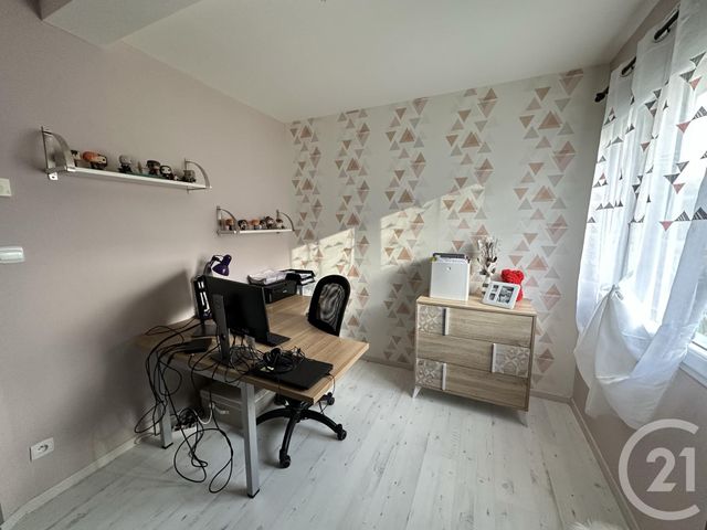Agrandir la photo Maison à vendre - 5 pièces - 143,23 m2 - St Mars La Briere - 72 - PAYS-DE-LOIRE