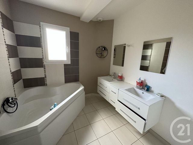 Agrandir la photo Maison à vendre - 5 pièces - 143,23 m2 - St Mars La Briere - 72 - PAYS-DE-LOIRE