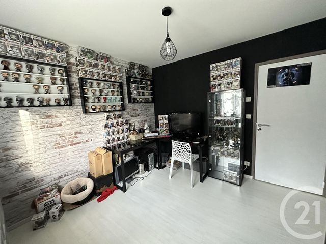 Agrandir la photo Maison à vendre - 5 pièces - 143,23 m2 - St Mars La Briere - 72 - PAYS-DE-LOIRE