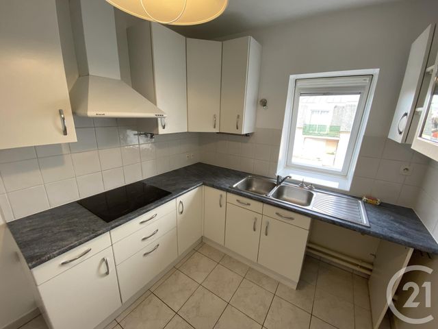 Agrandir la photo Appartement T4 à louer - 4 pièces - 87,25 m2 - Le Mans - 72 - PAYS-DE-LOIRE